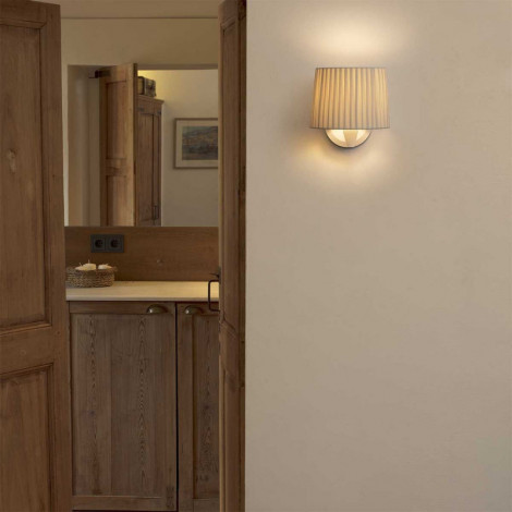 Élégante applique murale blanche avec abat-jour plissé beige|Appliques murales|Lampe Avenue