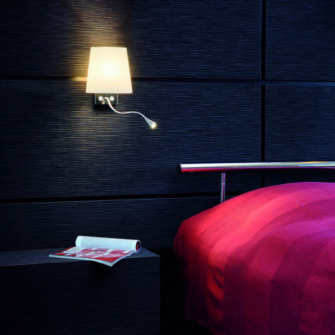 Applique murale de chevet avec liseuse LED et abat-jour en verre|Appliques murales|Lampe Avenue Applique murale de chevet avec liseuse LED et abat-jour en verre|Appliques murales|Lampe Avenue