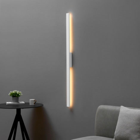 Applique ultra design minimaliste blanche LED extérieur 144 cm - Sambai|Appliques murales|Kosilum Applique ultra design minimaliste blanche LED extérieur 144 cm - Sambai|Appliques murales|Kosilum