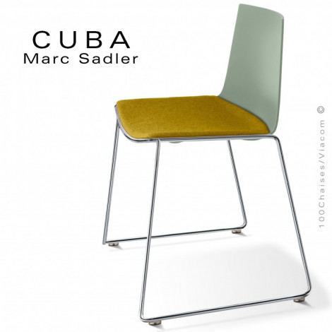 Chaise design CUBA, piétement luge acier chromé brillant, coque plastique couleur, assise garnie habillage tissu.|Chaise|100chaises