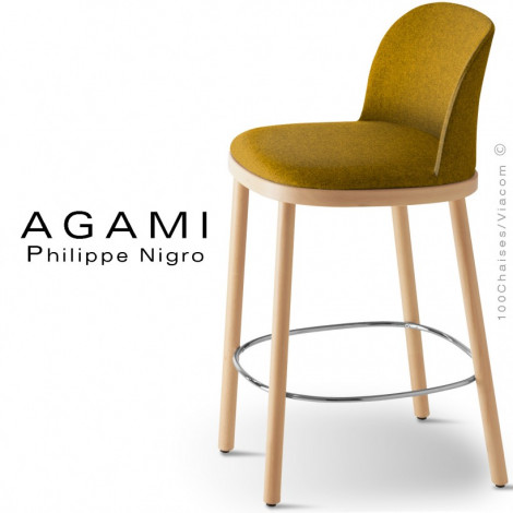 Tabouret de cuisine design AGAMI, assise et dossier habillage tissu tissé, piétement bois de hêtre vernis, repose pieds chromé.|Tabouret|100chaises
