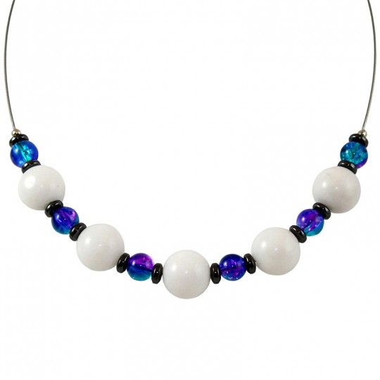Collier perles de Jade blanche et perles de verre bleu