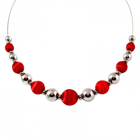 Collier perles de Soie rouge et perles d'Hématite argentée