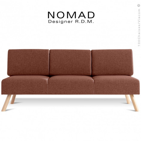 Banquette design NOMAD, trois places avec accoudoirs, piétement bois teinté, assise et dossier garnis habillage tissu tissé.|Banquettes / Bancs / Poufs|100chaises