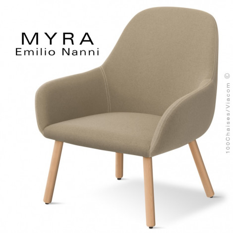 Fauteuil confort lounge MYRA, assise, dossier et accoudoirs garnis de mousse, habillage tissu couleur, piétement bois vernis.|Fauteuil / Chauffeuse|100chaises