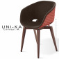 Fauteuil chic et tendance design UNI-KA, assise coque effet matelassé couleur, habillage tissu, piétement bois de hêtre teinté.|Fauteuil / Chauffeuse|100chaises