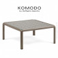 Table basse design KOMODO, structure 4 pieds plastique couleur, plateau carré verre securit.|Table|100chaises Table basse design KOMODO, structure 4 pieds plastique couleur, plateau carré verre securit.|Table|100chaises
