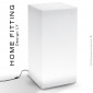 Table haute carré ou colonne lumineux HOME FITTING, éclairage LED, structure plastique blanc, pour extérieur.|Table|100chaises